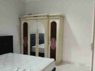 Di sewakan rumah cluster Palma Tangerang