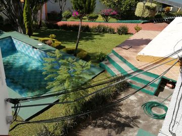SE VENDE CASA SOLA IDEAL PARA OFICINAS, SPA, HOTEL, ESCUELA, LOMAS DE CORTES $6,000,000