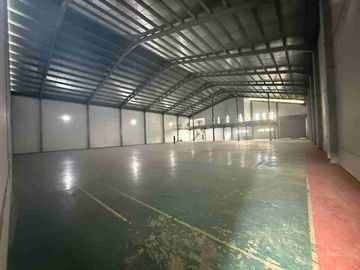 sewa gudang di Delta silicon3. Lippo cikarang.