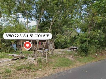 lahan kosong di jalan utama Bali cliff cocok untuk bisnis komersil villa atau homestay