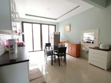 JUAL RUMAH HARGA BUTUH CEPAT FURNISHED DEKAT MARANATHA POLBAN, KONSEP CLUSTER