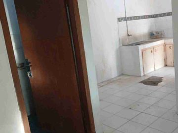 Dijual dan dikontrakan rumah lebar tanah 15 meter Luas tanah 173 meter kt 2 km 2 harga 1,4 m nego dijual dikontrakan 4.500.00 per bulan