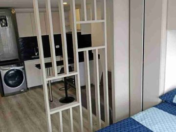 ARRIENDO APARTAESTUDIO AMOBLADO
