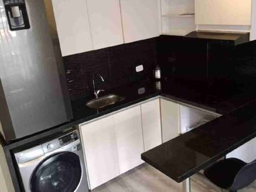 ARRIENDO APARTAESTUDIO AMOBLADO