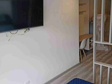 ARRIENDO APARTAESTUDIO AMOBLADO