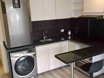 ARRIENDO APARTAESTUDIO AMOBLADO