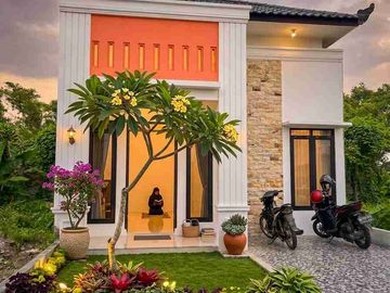 RUMAH BARU DEKAT MANHATTAN MALL MEDAN SISA 1 UNIT STRATEGIS