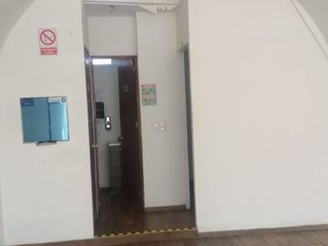 RENTA DE LOCAL COMERCIAL CON LICENCIA VIGENTE EN ALIMENTSO Y BEBIDAS