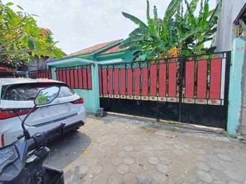 Kontrakan Rumah Bagus Halaman Luas Dekat Kampus Dan Underpass Joglo