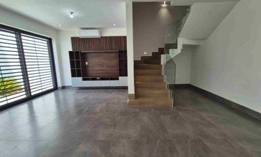 Casa en RENTA en Cumbres Élite Premier