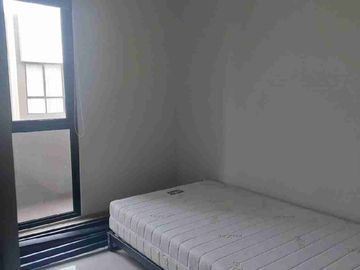 rumah siap huni full renovasi clister magenta sumarecon  bekasi