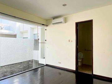 Jual Rumah Townhouse Modern Minimalist 204m2 di Pejaten Barat(Gonz)