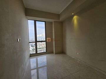 Disewakan Condominium Taman Anggrek Residences 3BR+1 Semi Furnish Luas 135m2 Siap Huni, Connecting To Mall TA & Hublife Di Tanjung Duren Jakarta Barat