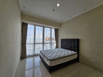 Disewakan Condominium Taman Anggrek Residences 3BR+1 Semi Furnish Luas 135m2 Siap Huni, Connecting To Mall TA & Hublife Di Tanjung Duren Jakarta Barat