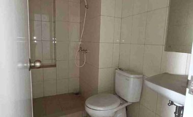 Dijual murah 3br di apartemen The Springlake Summarecon Bekasi