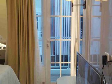 DI JUAL RUMAH 2 LANTAI MURAH LEGALITAS SHM DI TANJUNG BARAT PASAR MINGGU JAKARTA SELATAN