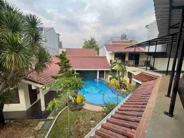 Rumah Mewah 2 Lantai Menteng Jakarta Pusat