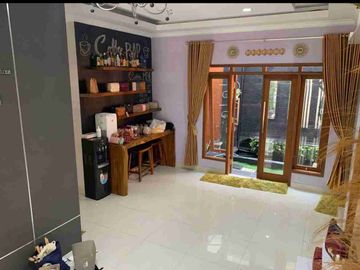 Di Sewakan Rumah furnished dlm perumahan di Jln palagan deket Hotel Hyatt