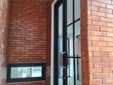 DIJUAL – Rumah Villa Baru SHM Dekat Jatim Park, Kota Batu 🏠⛰️✨