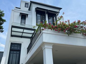 Dijual Rumah Mewah 2 Lantai Jagakarsa LT 133m² Rp2,9 M Free Biaya