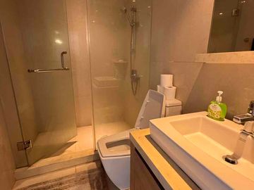 2 BEDROOM UNIT LOW FLOOR AT THE RISE