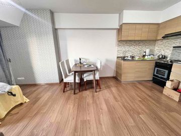 2 BEDROOM UNIT LOW FLOOR AT THE RISE