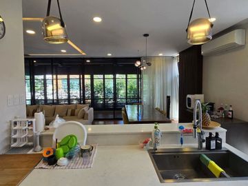 Merville Park Paranaque Modern Upscale House For Sale