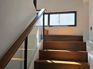 Merville Park Paranaque Modern Upscale House For Sale