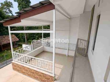 DIJUAL/DISEWAKAN RUKO 2 LANTAI SANGAT STRATEGIS JL RAYA BAKUNGAN, WEDOMARTANI, NGEMPLAK, SLEMAN