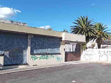PROPIEDAD RENTERA EN VENTA | 2 DEPARTAMENTOS + SUITE + LOCAL COMERCIAL | TUMBACO 💰🏡

💰 Precio: $350.000