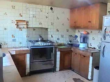 PROPIEDAD RENTERA EN VENTA | 2 DEPARTAMENTOS + SUITE + LOCAL COMERCIAL | TUMBACO 💰🏡

💰 Precio: $350.000