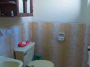 PROPIEDAD RENTERA EN VENTA | 2 DEPARTAMENTOS + SUITE + LOCAL COMERCIAL | TUMBACO 💰🏡

💰 Precio: $350.000