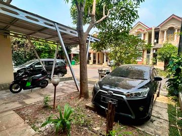 Disewakab Murah Rumah Dua Lantai Kota Wisata Cibubur