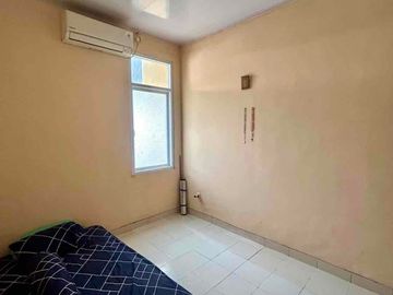 Disewakab Murah Rumah Dua Lantai Kota Wisata Cibubur