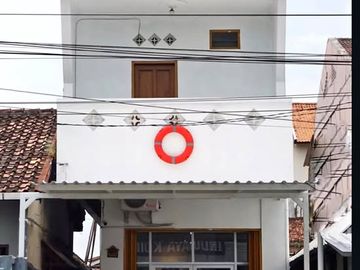Disewakan Ruko 2 Lantai Berlokasi Strategis di Pusat Kota Dekat Kraton