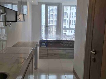 Sewa Studio Furnish Apartemen Tokyo Riverside PIK 2
