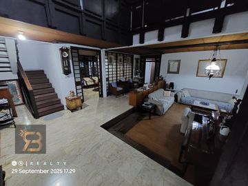 RUMAH SIAP HUNI DI BAWAH NJOP DI CISITU DAGO COBLONG BANDUNG Akses Sangat Mudah