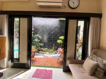 Rumah mewah siap huni di jaticempaka bekasi