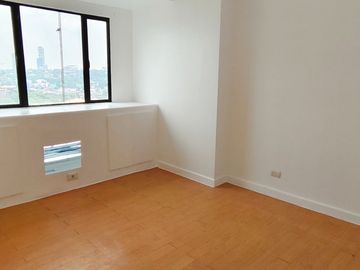 Affordable 1 Bedroom Condo For Rent in Grand Eastwood Palazzo at Eastwood City Quezon City