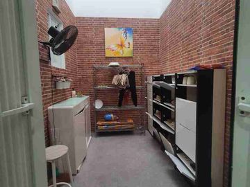 D jual rumah modern mewah pik 1