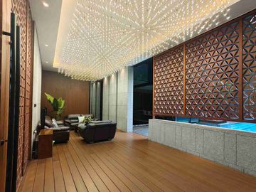 D jual rumah modern mewah pik 1