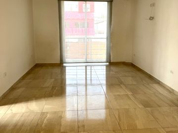 SE VENDE DEPA MUY CERCA DEL BRITANIA ZAVALETA