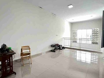 RUMAH DIJUAL DI HARAPAN INDAH BEKASI AMAN TIDAK BANJIR