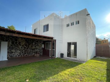 RENTA CASA SANTA FE TLACOTE CORREGIDORA QRO