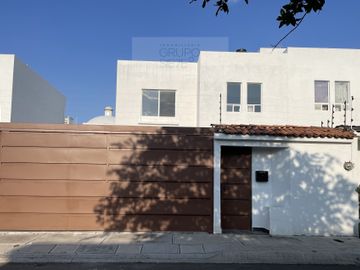 RENTA CASA SANTA FE TLACOTE CORREGIDORA QRO