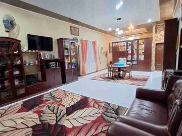 RUMAH ASRI DAN NYAMAN