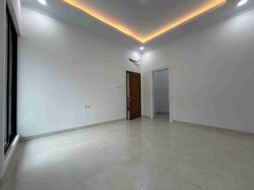 D jual rumah Brand new muara Karang