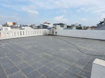 Dijual Rumah langka 3 lantai Gratis Swiming Pool di Sunter Jakarta Utara