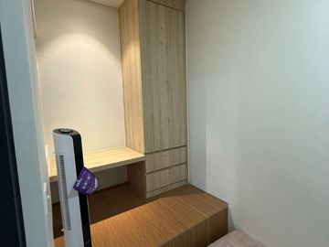 DIJUAL RUMAH CANTIK MINIMALIS SIAP HUNI POSISI HOOKDI TANAKAYU BSD (ENB266)