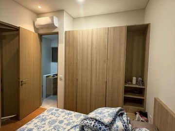 DIJUAL RUMAH CANTIK MINIMALIS SIAP HUNI POSISI HOOKDI TANAKAYU BSD (ENB266)